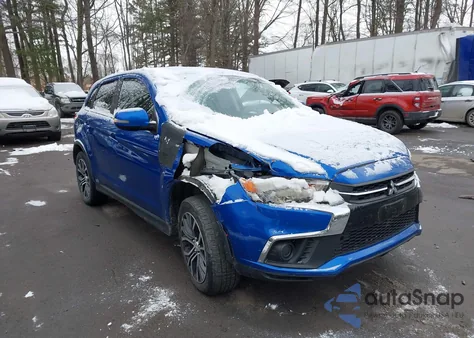 2018 Mitsubishi Outlander Sport 2.0 Es z USA, uszkodzony, nr VIN JA4AR3AU8JU016335